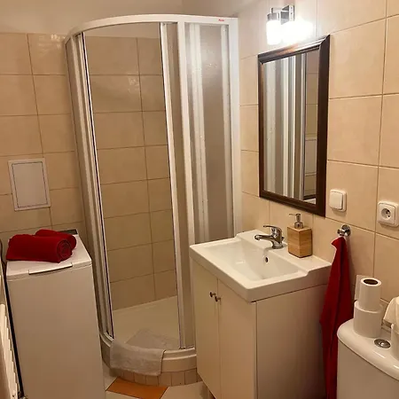 Charming Klimentska דירה